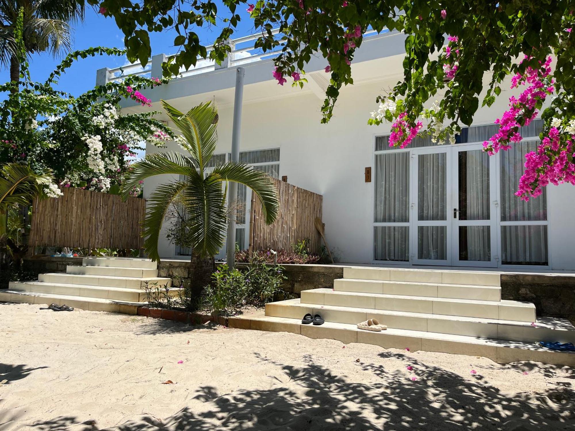 Robinson Beach Bungalow Vinh Hoa Eksteriør bilde