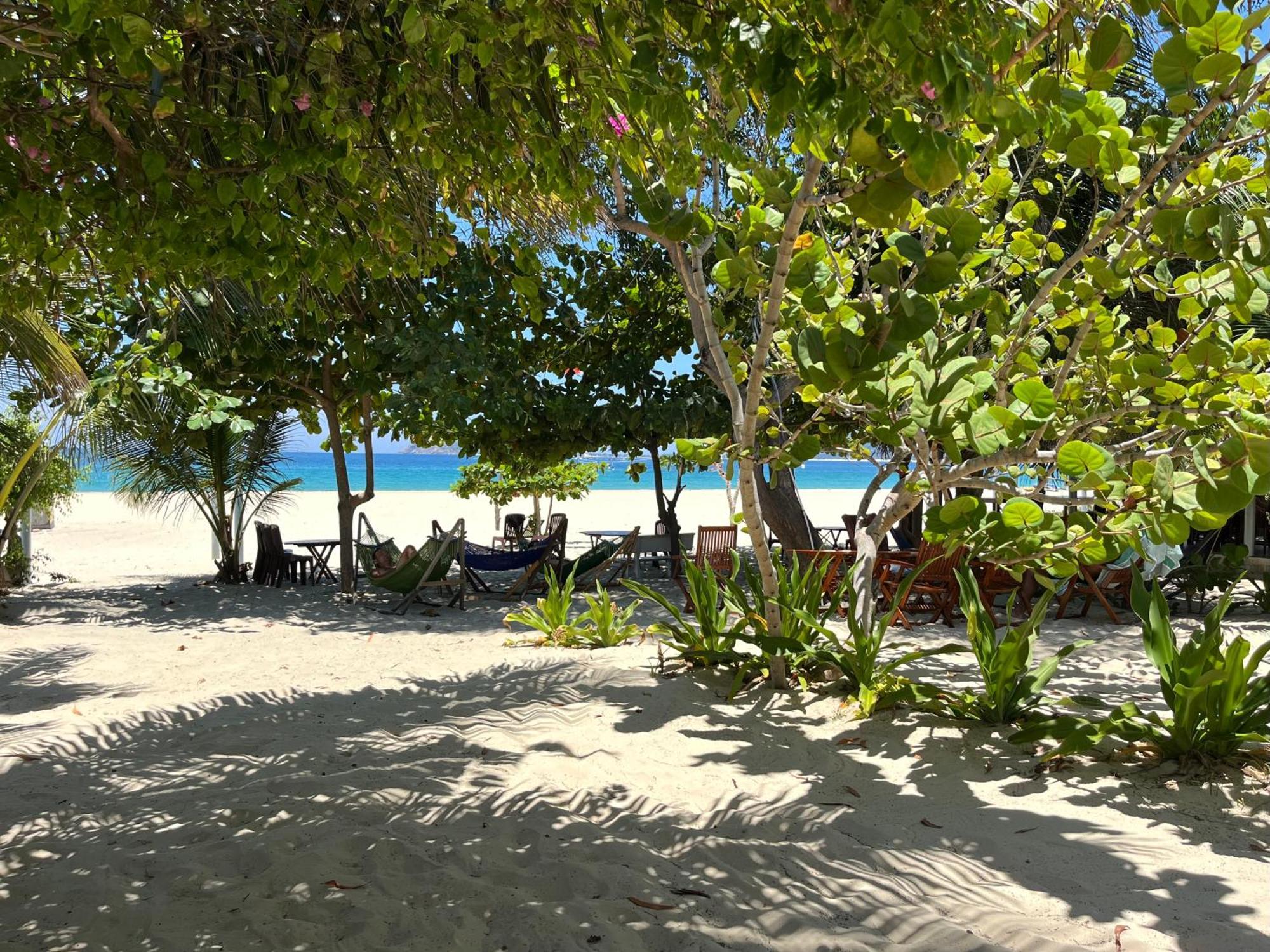Robinson Beach Bungalow Vinh Hoa Eksteriør bilde