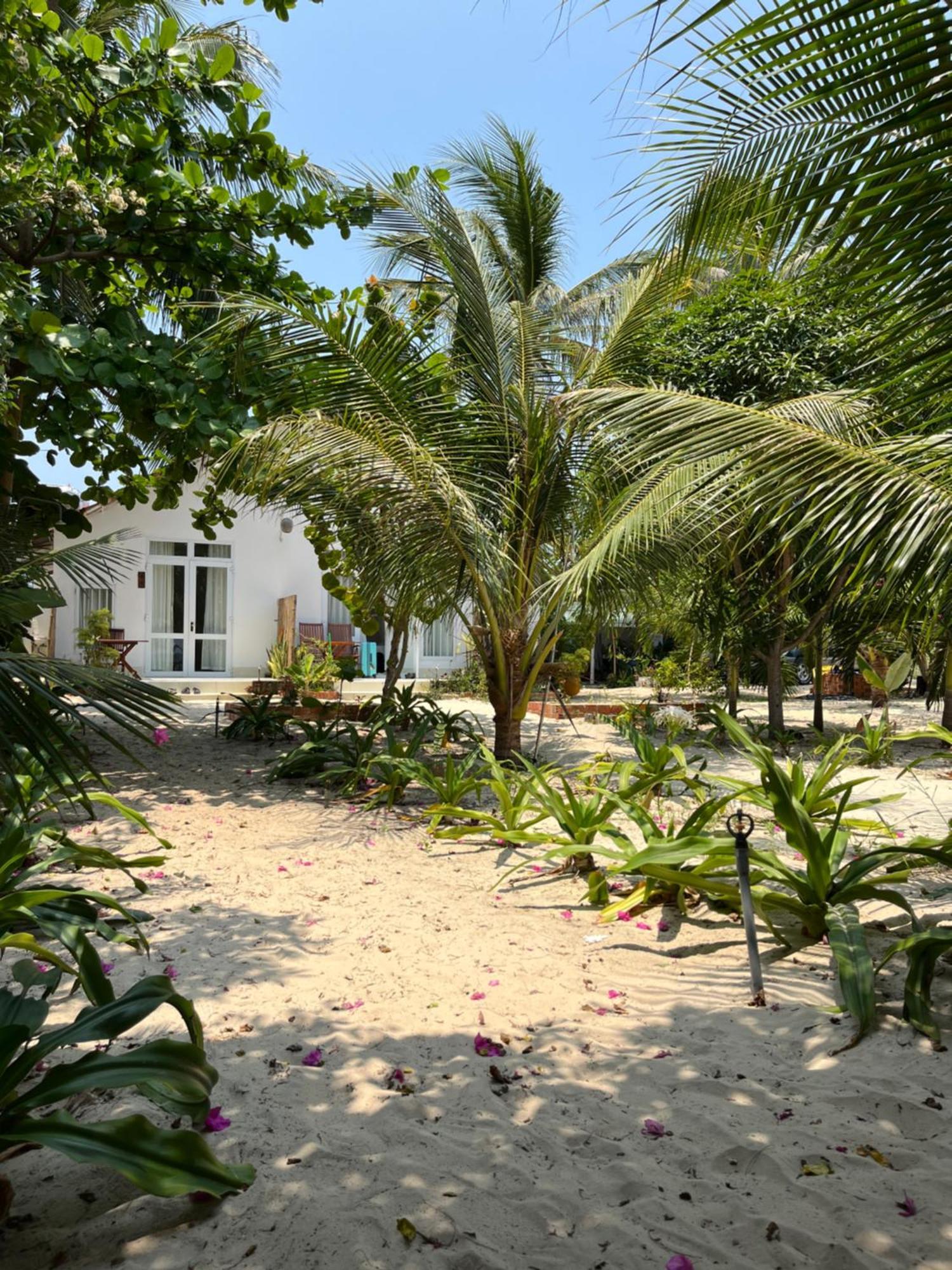 Robinson Beach Bungalow Vinh Hoa Eksteriør bilde