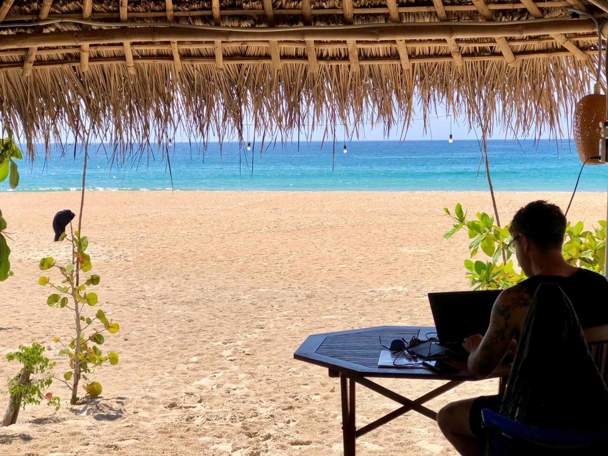 Robinson Beach Bungalow Vinh Hoa Eksteriør bilde