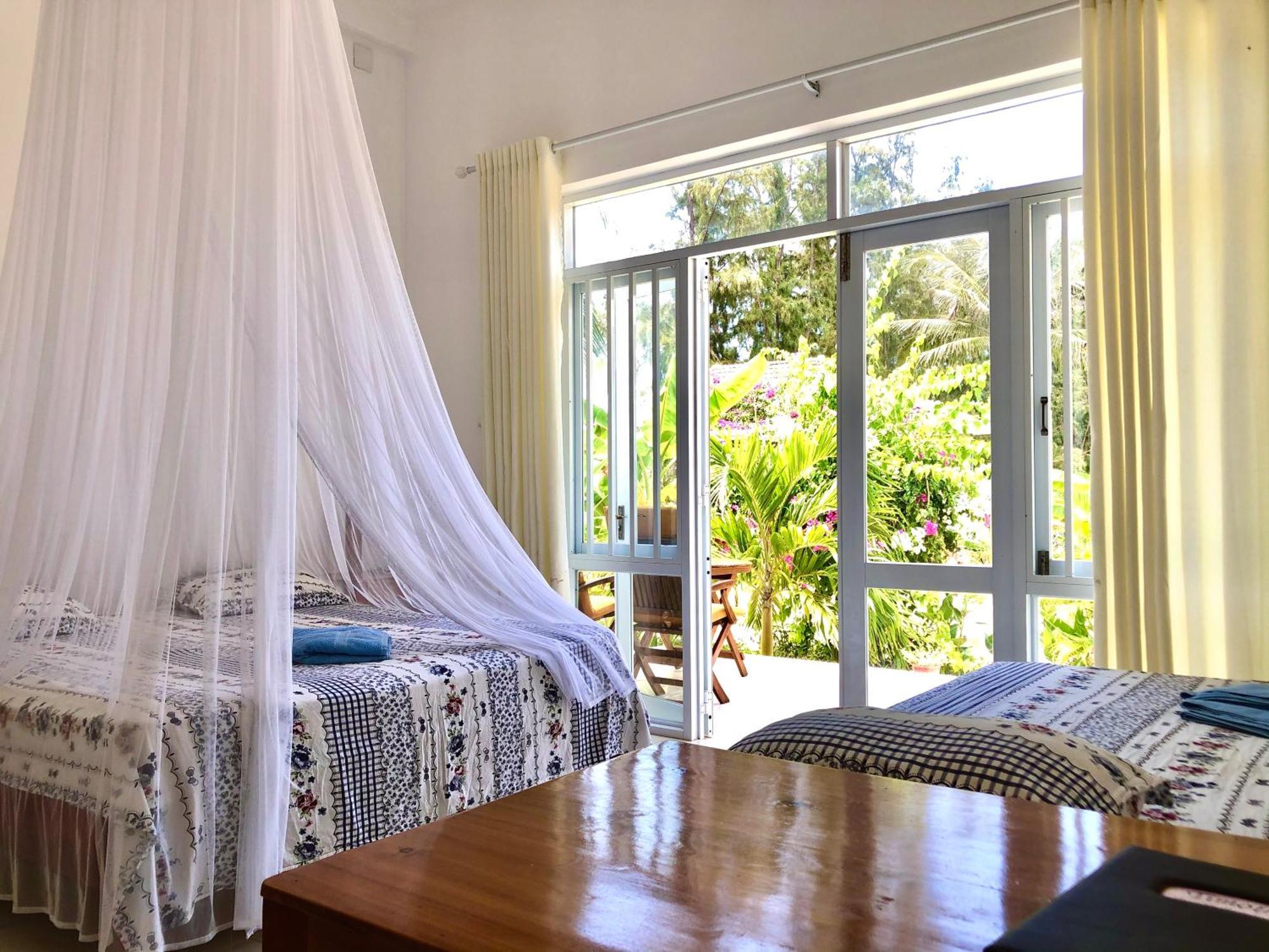 Robinson Beach Bungalow Vinh Hoa Eksteriør bilde