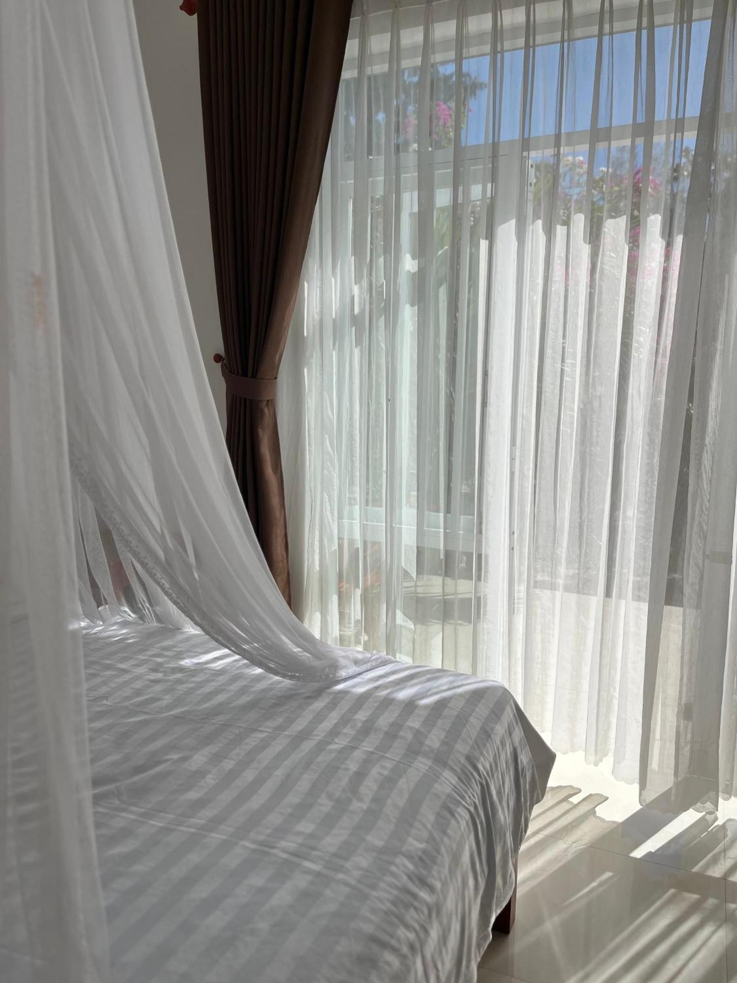 Robinson Beach Bungalow Vinh Hoa Eksteriør bilde