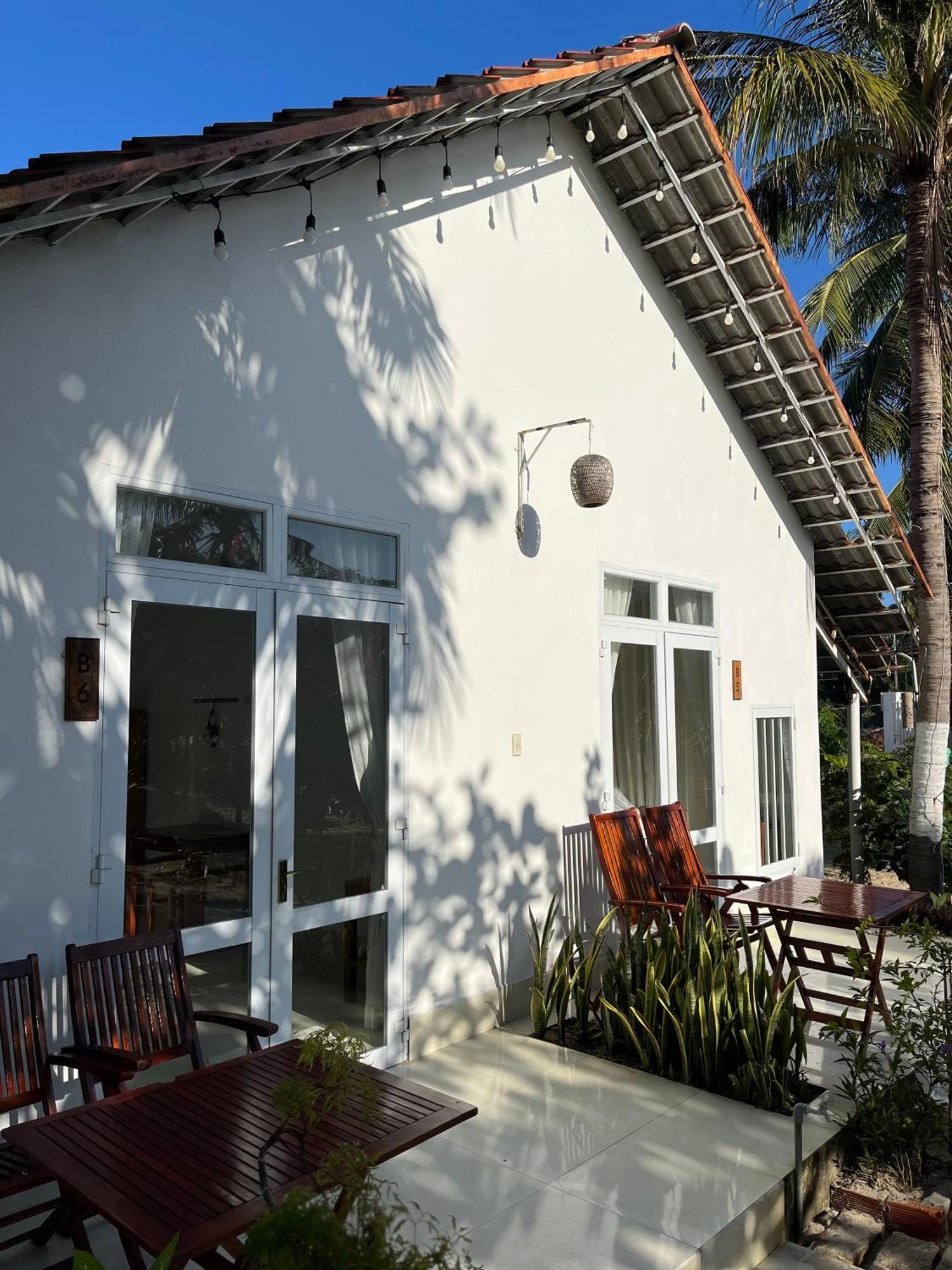Robinson Beach Bungalow Vinh Hoa Eksteriør bilde